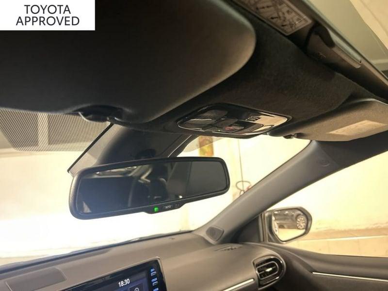 Toyota Yaris 1.5 HYBRID LOUNGE