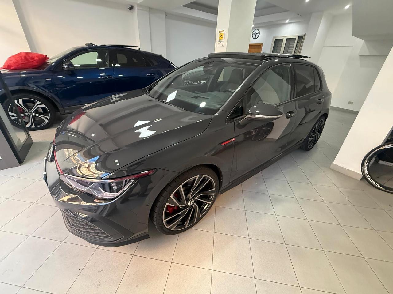 Volkswagen Golf GTI 2.0 TSI DSG