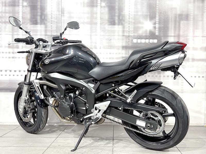 Yamaha FZ6
