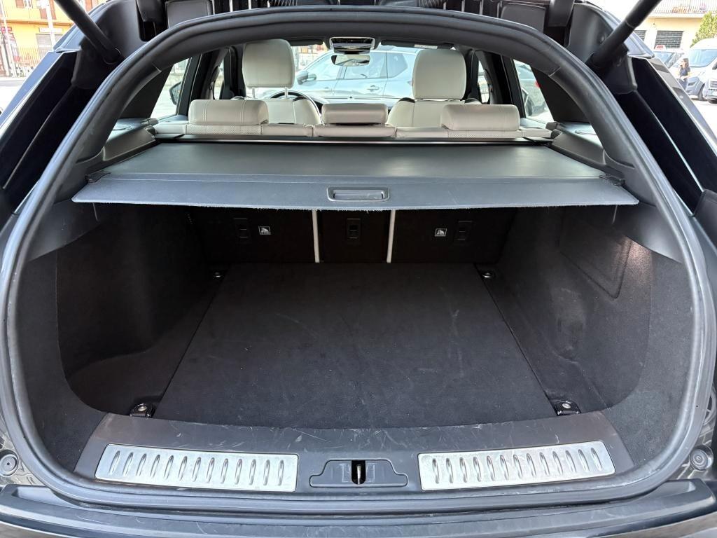 Land Rover Range Velar 2.0D I4 240 CV R-Dynamic SE