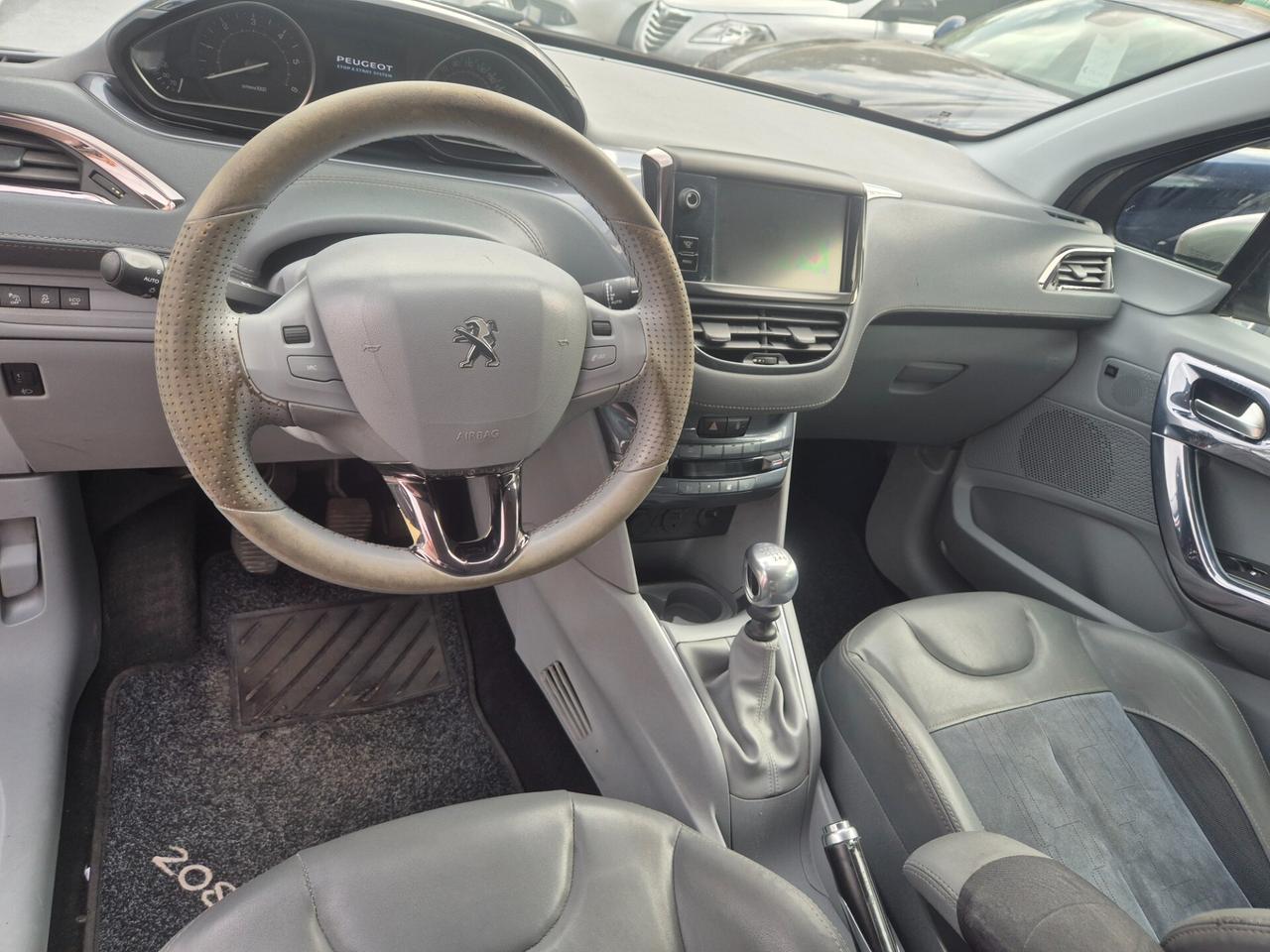 Peugeot 208 1.4 HDi 68 CV 3 porte Allure