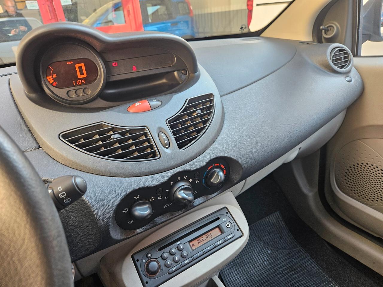 Renault Twingo 1.2 8V Dynamique