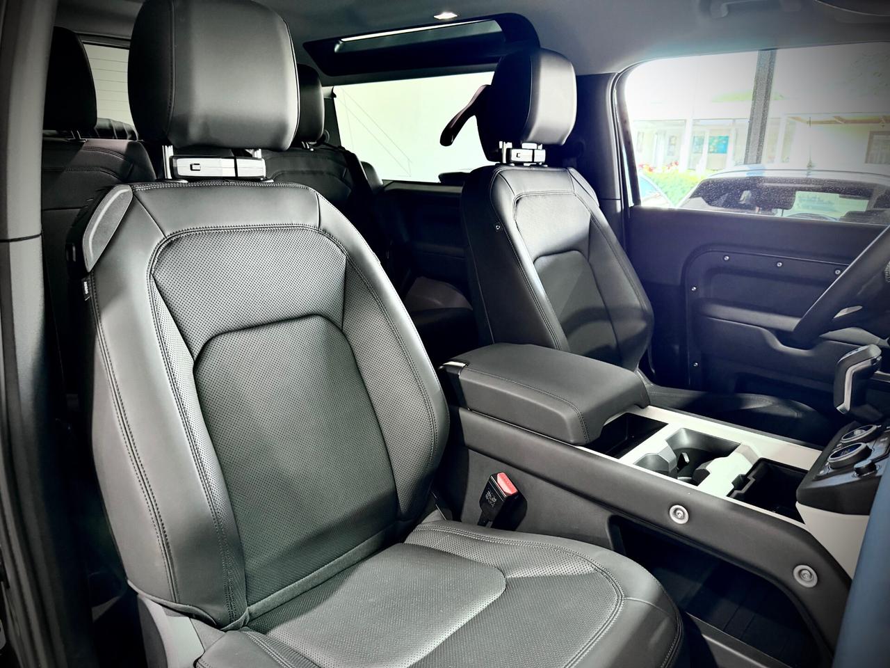 Land Rover Defender 90 3.0D I6 200 CV AWD Auto X-Dynamic SE