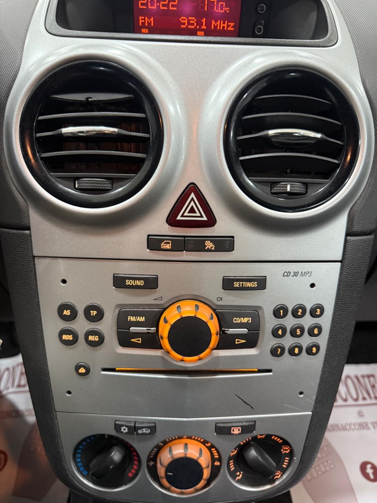 Opel Corsa 1.2 cosmo restyling nuova