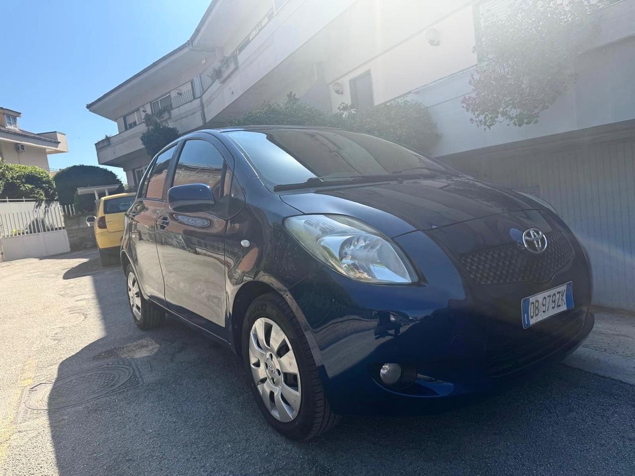 Toyota Yaris 1.4 D-4D automatica