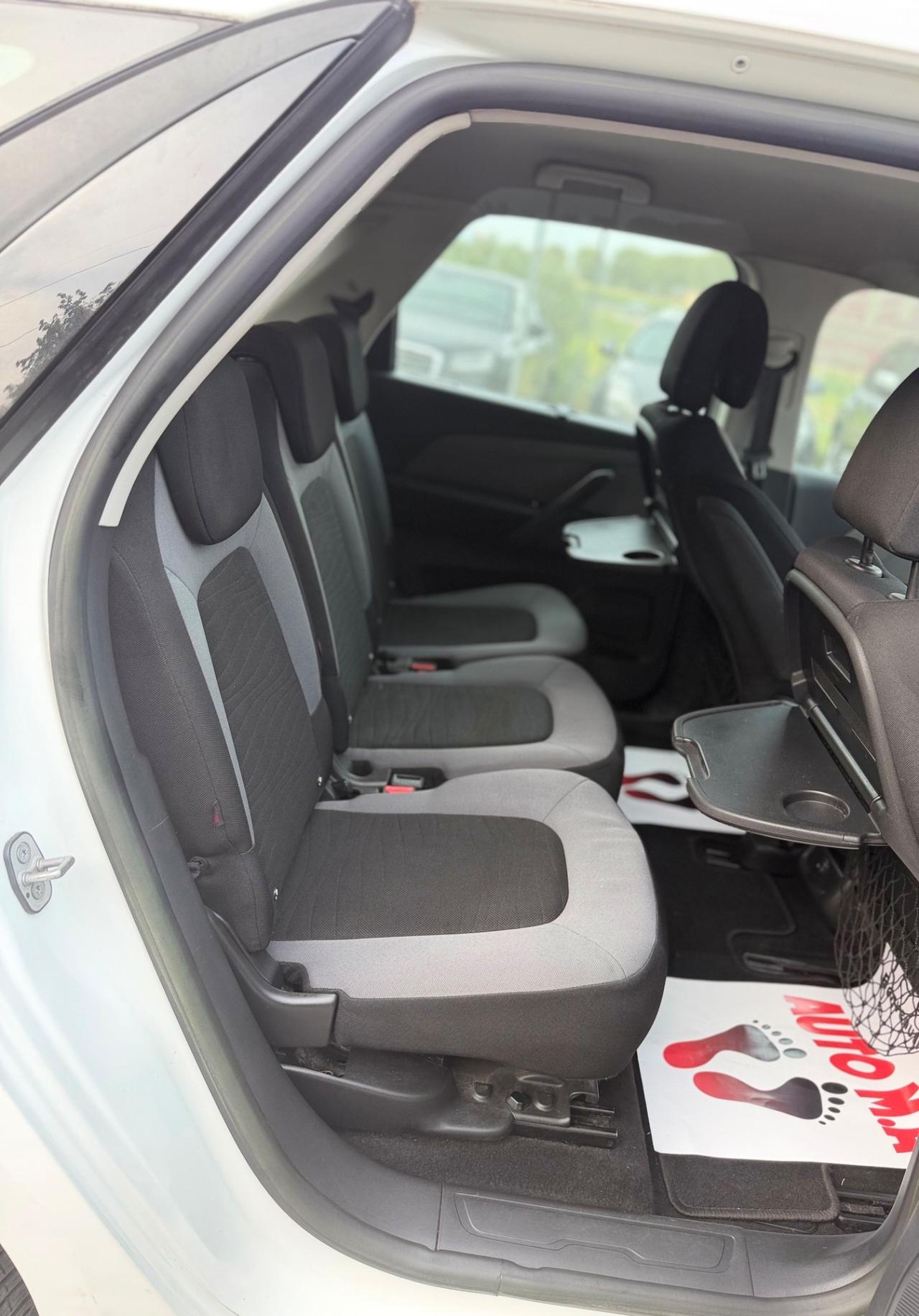 Citroen C4 Picasso 2015 1.6 e-HDi 115 Ok neopatentati ! ! !