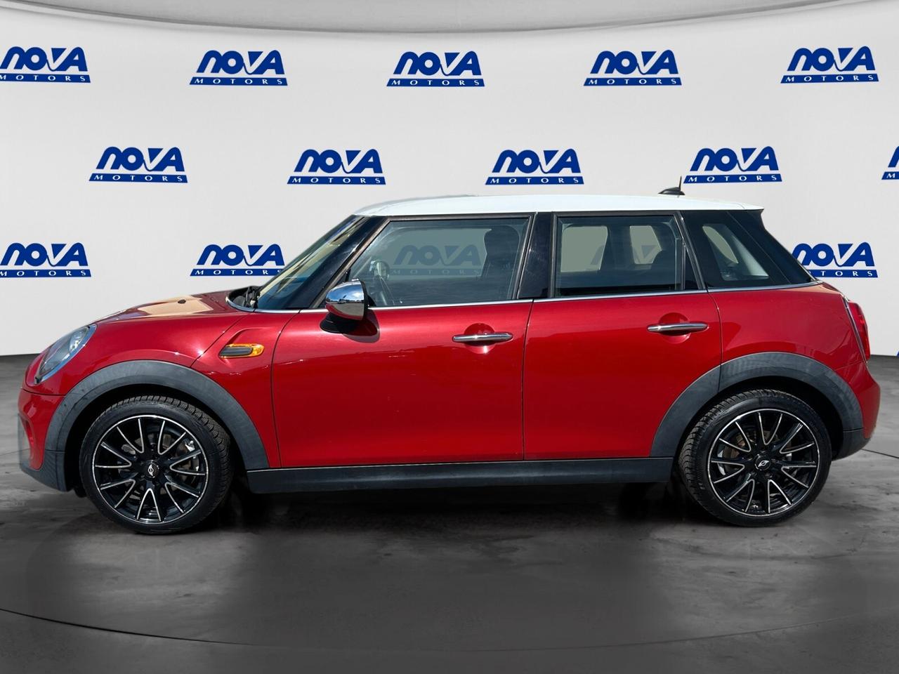 Mini 1.5 Cooper D Business 5 porte OK NEOPATENTATI NAVY