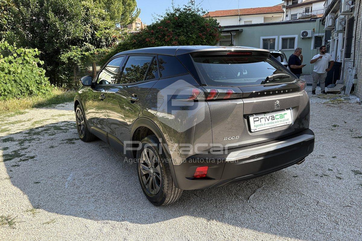 PEUGEOT 2008 BlueHDi 110 S&S Active