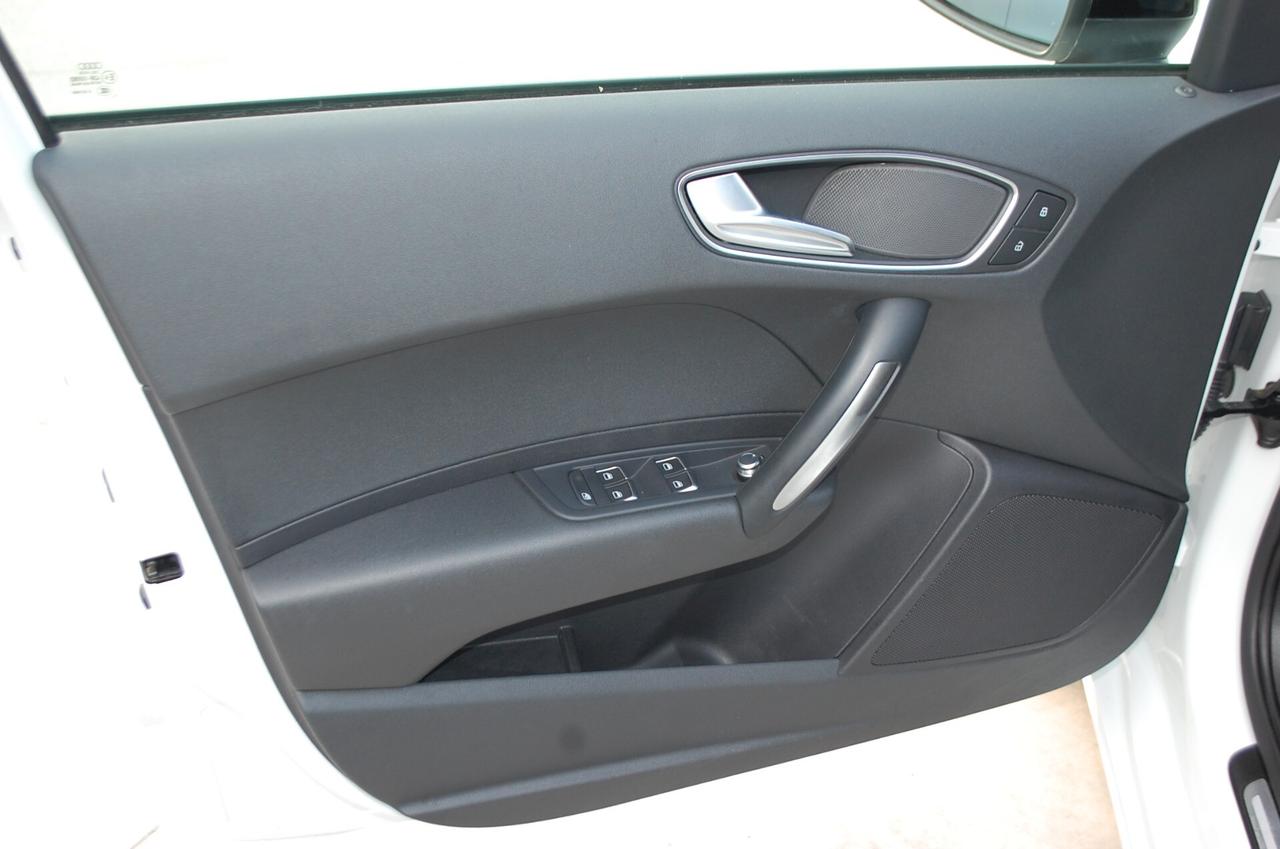 Audi A1 Sportback 1.4 tdi 90CV Sport Uff Italy Matrix Navi