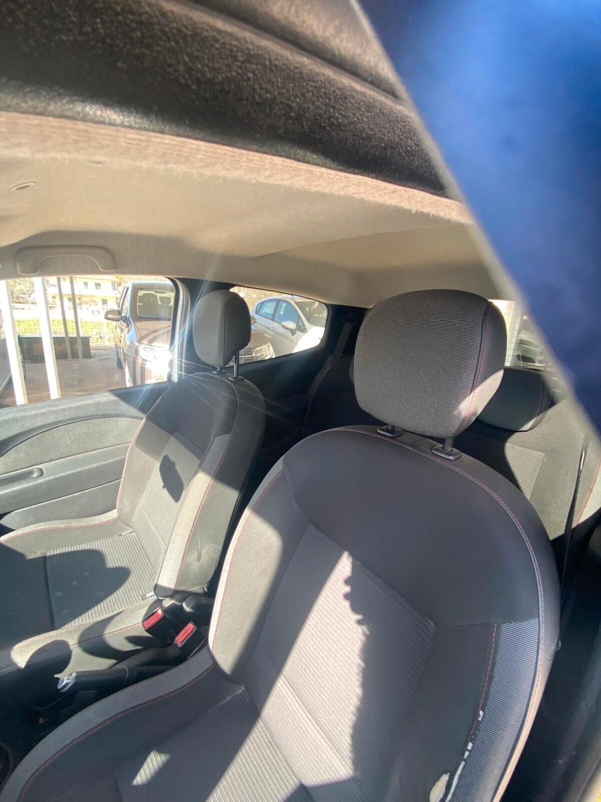 Renault Twingo 1.2 16V 105gr Energy