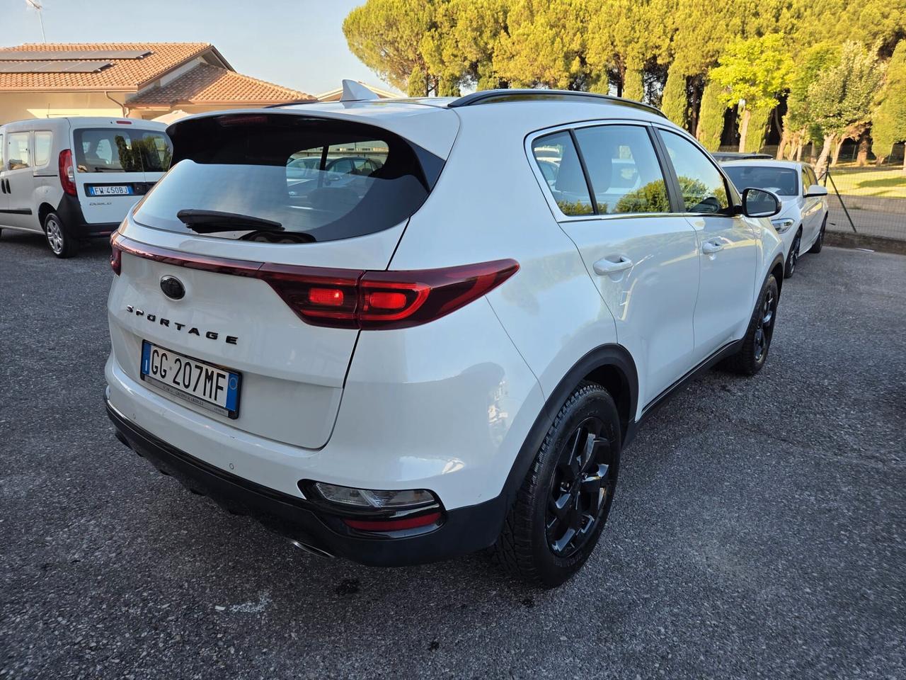 Kia Sportage 1.6 CRDI 136 CV 2WD Mild Hybrid Black Edition