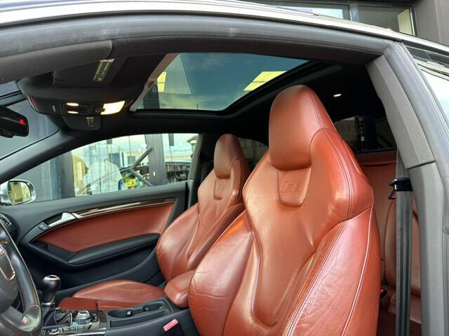Audi A5 S5 4.2 V8 quattro