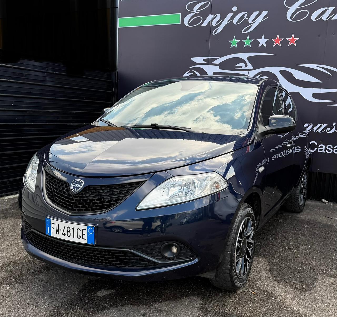 Lancia Ypsilon 0.9 TwinAir 5 porte Metano Ecochic Platinum