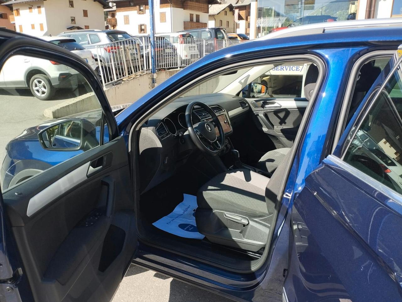 Volkswagen Tiguan 2.0 TDI SCR DSG 4MOTION Business BMT