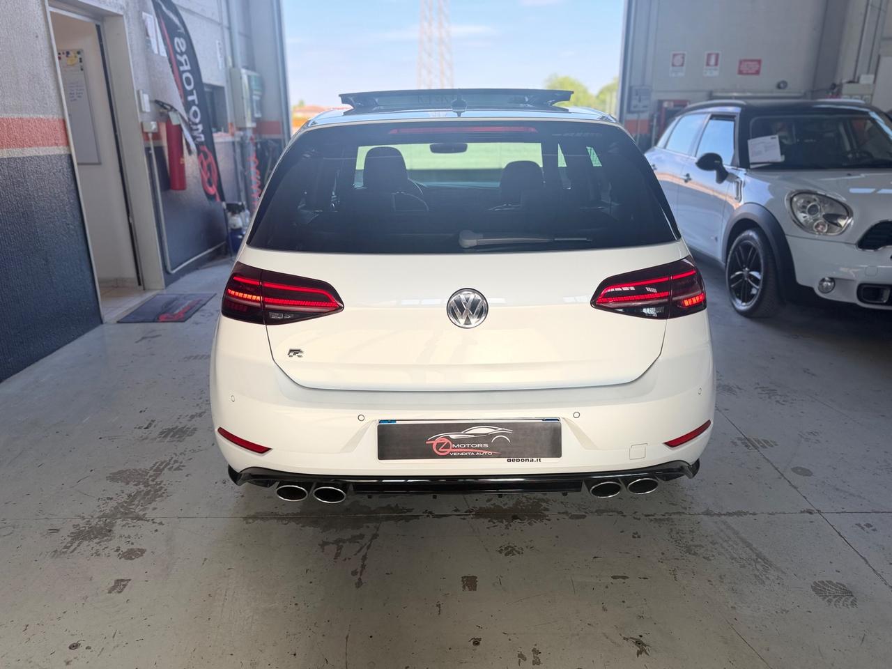 Volkswagen Golf R 2.0 TSI DSG 4MOTION 5p. BMT