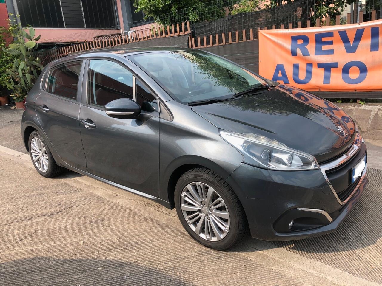 Peugeot 208 PureTech 82 5 porte active