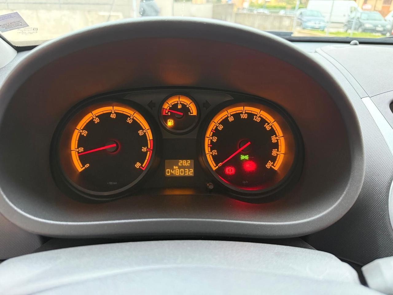 Opel Corsa 1.2 5 porte