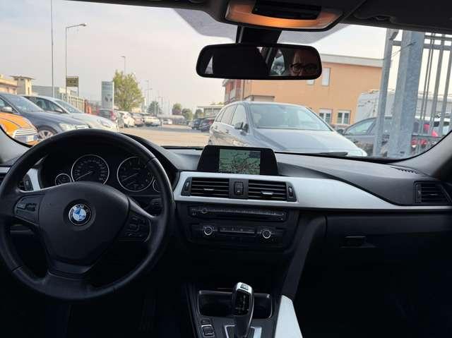 BMW 320 320d Touring Business auto