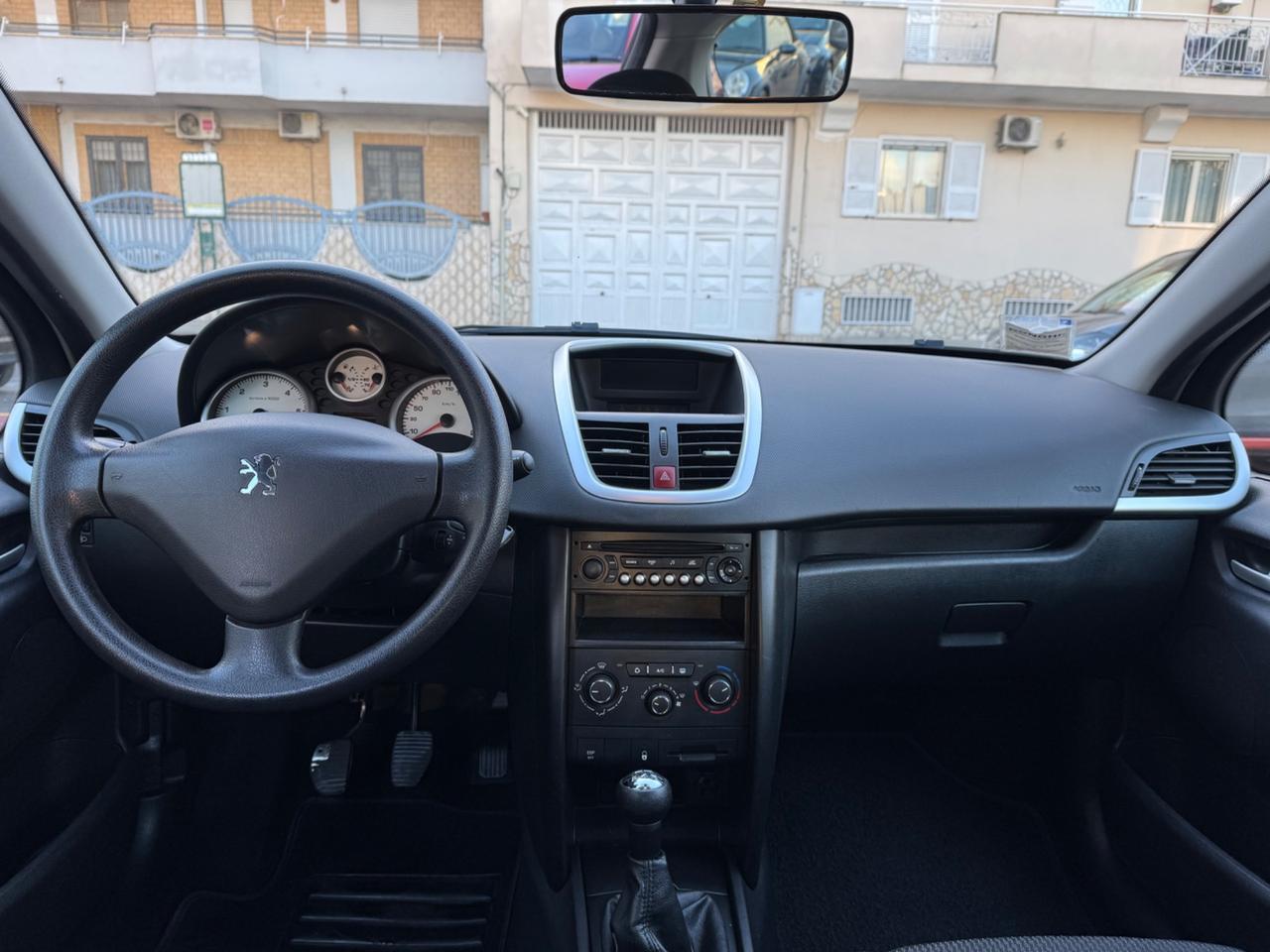 Peugeot 207 1.4 DIESEL 70CV Energie 2011