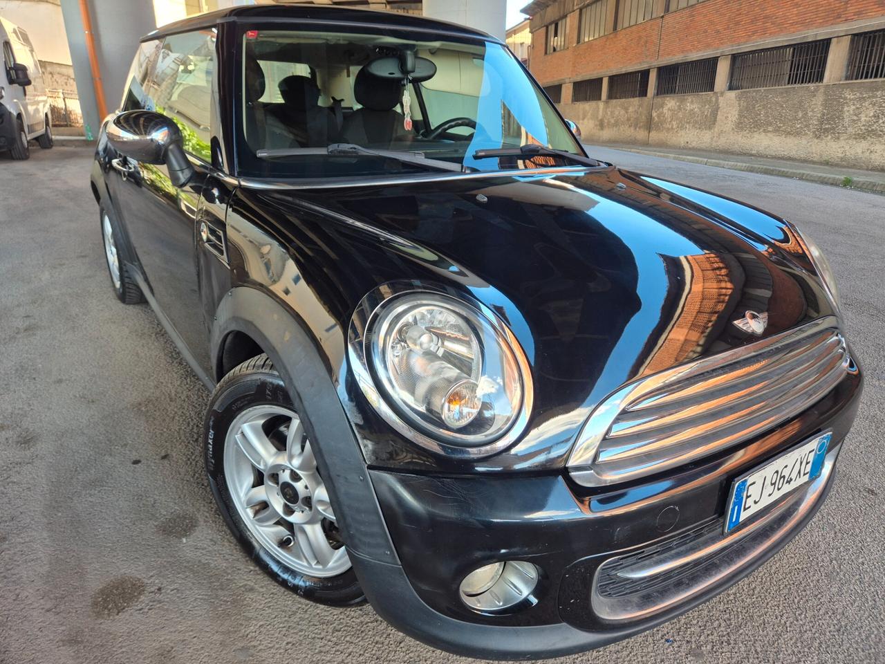 MINI COOPER RESTAILING 1.6 DIESEL FUL FUL 2012