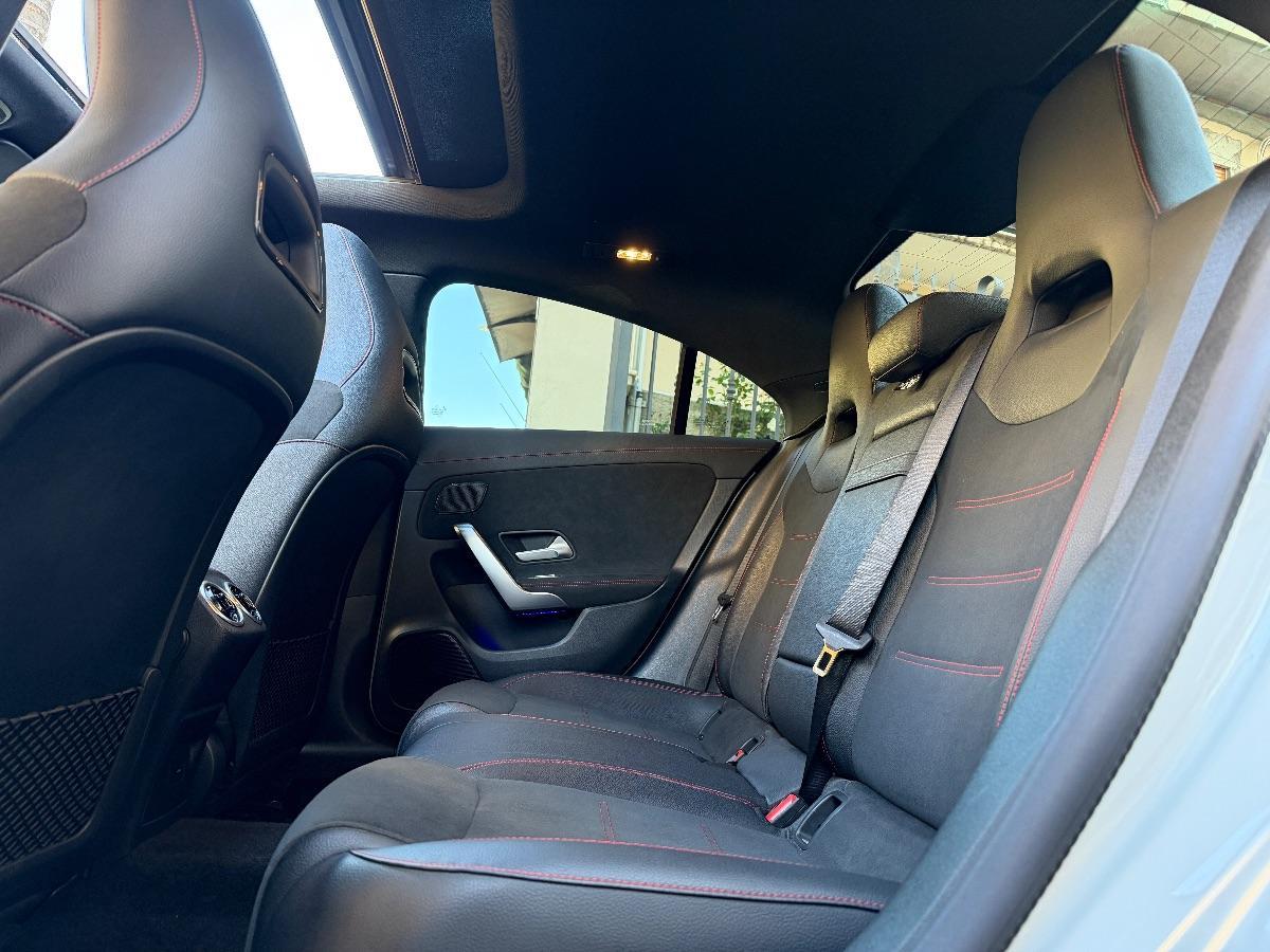 Mercedes CLA 200d Premium AMG Night Edition 150CV