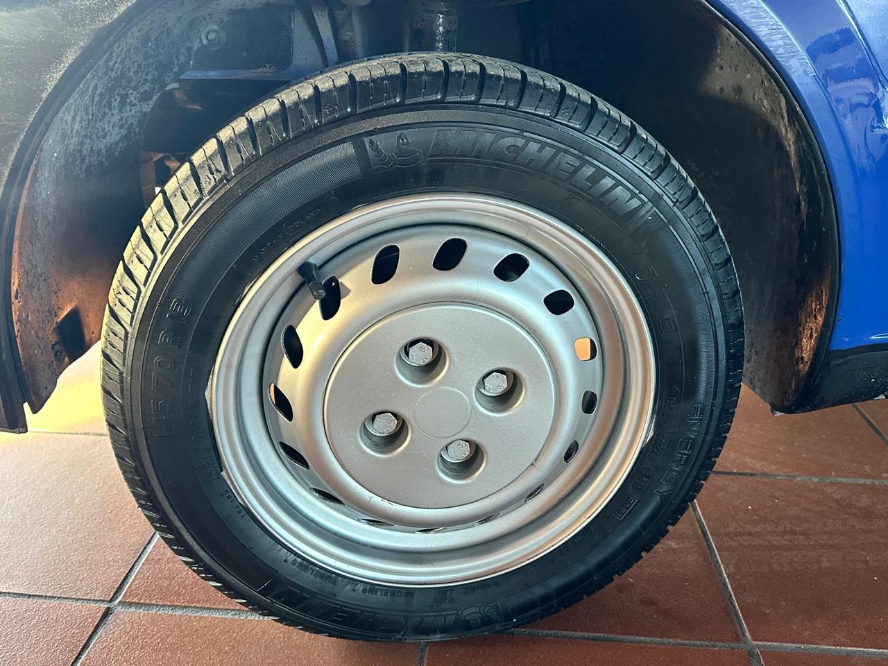 Fiat Cinquecento 900i cat Young