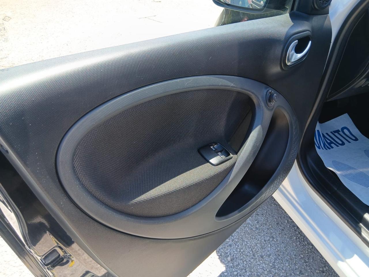 Smart ForFour 70 1.0 Passion