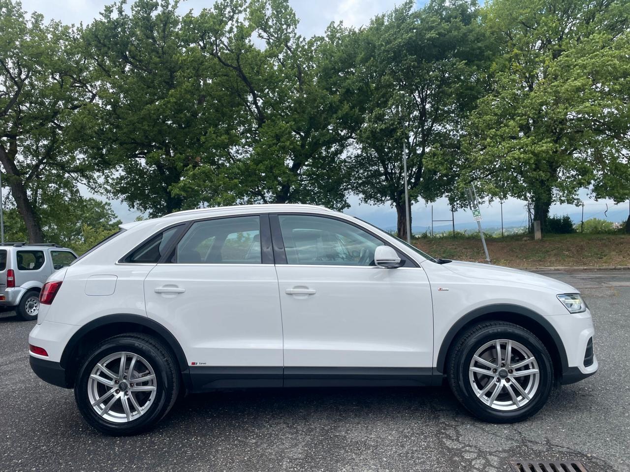 Audi Q3 2.0 TDI 150 CV Business S-LINE