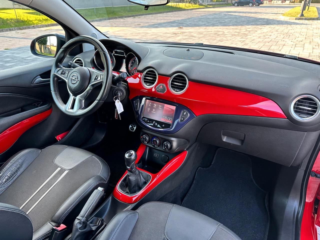 Opel Adam 1.4 87 CV White/Black Link