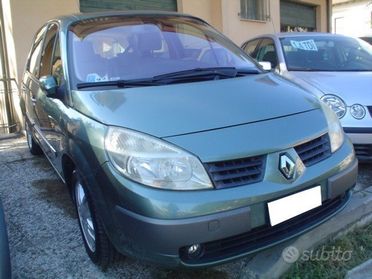 Renault Scenic 1.9 dCi Luxe Privilege