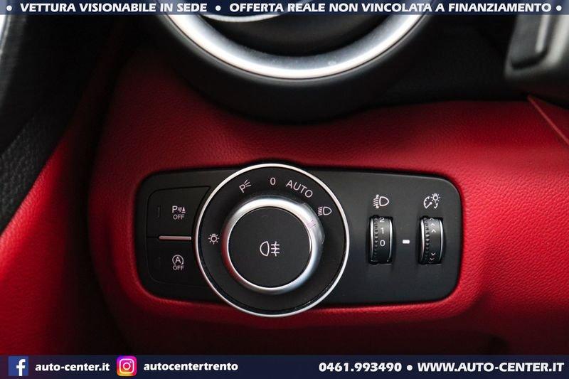 Alfa Romeo Giulia 2.2 Turbo Diesel AT8 160CV Super