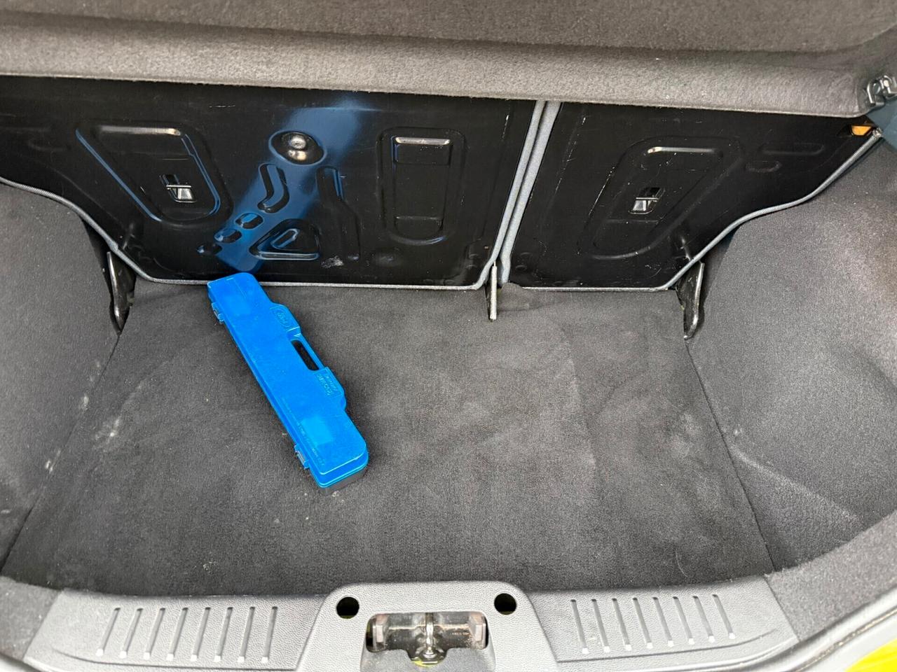 Ford Fiesta 5p 1.2 unico-propr TAGLIANDATA