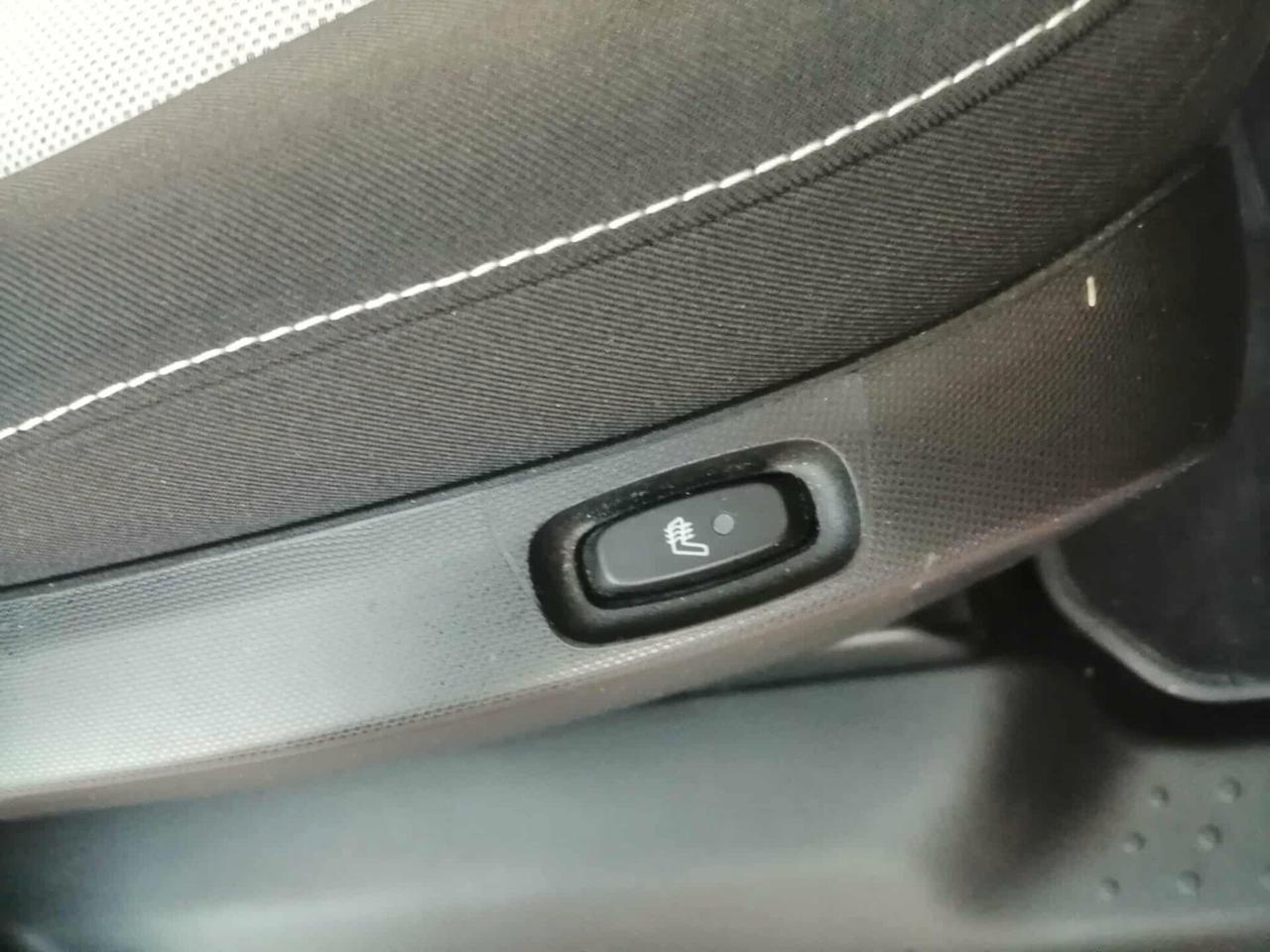 SMART FORFOUR 2015 PASSION 1.0 71CV MANUALE