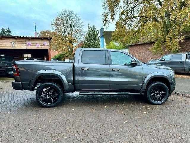 Dodge RAM 5.7 V8 HEAD UP 4X4 LIFT BLACK PACK N1 KAMERA ACC