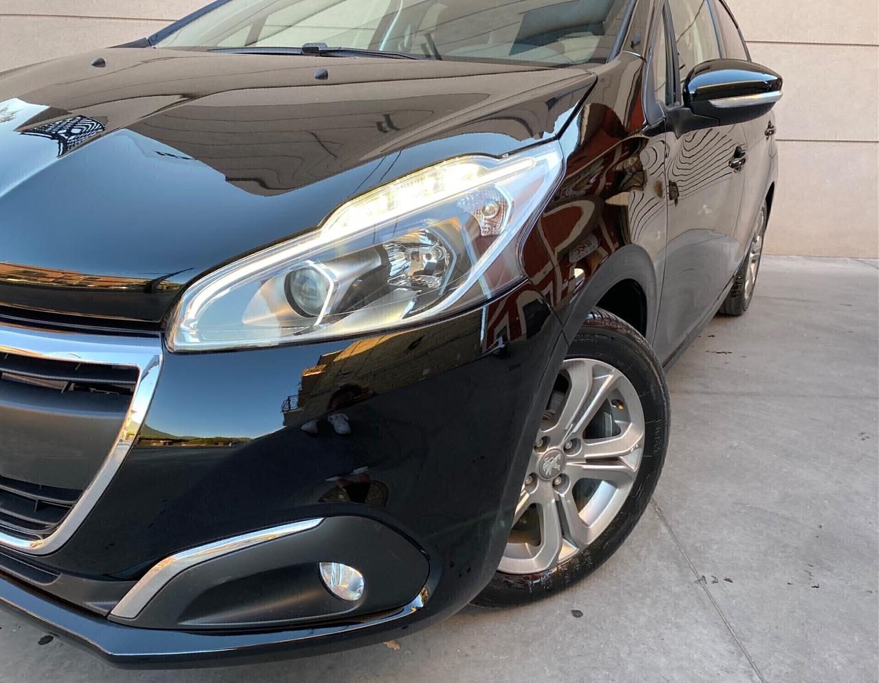 Peugeot 208 Allure 1.2 GPL Anno 2018