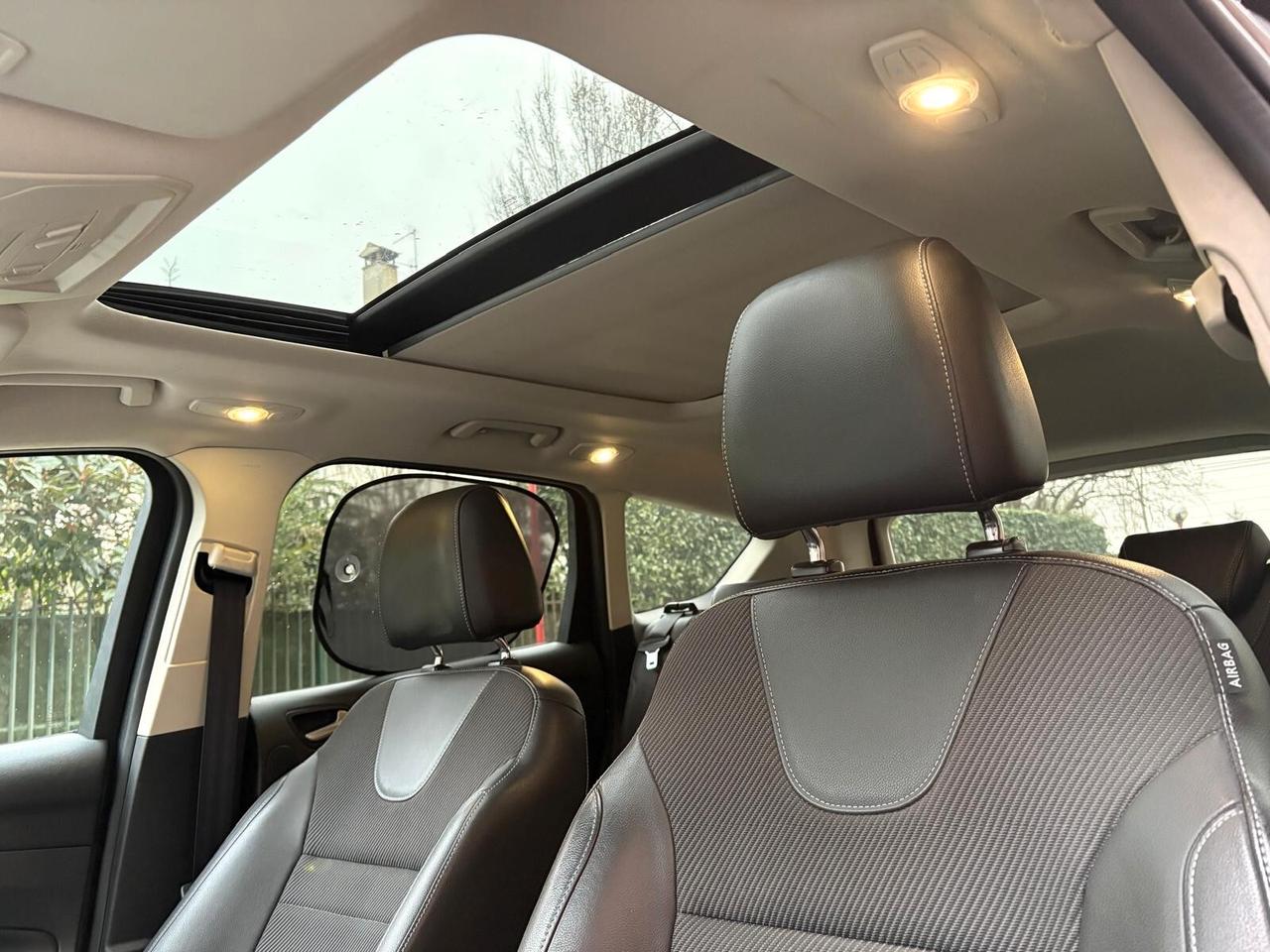 Ford Kuga 2.0 TDCI 140 CV 4WD Powershift Business