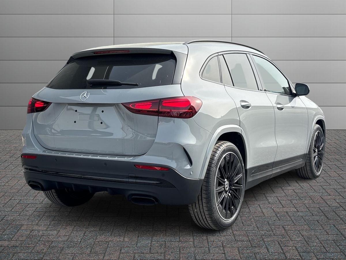 Mercedes-Benz GLA 200 d automatic