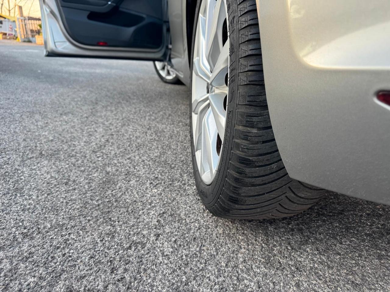 Volkswagen Golf 7 2.0 TDI 150CV DSG 5P HIGHLINE BMT 2015