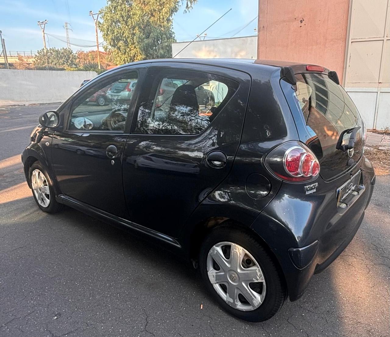 Toyota Aygo 1.0 12V VVT-i 5 porte