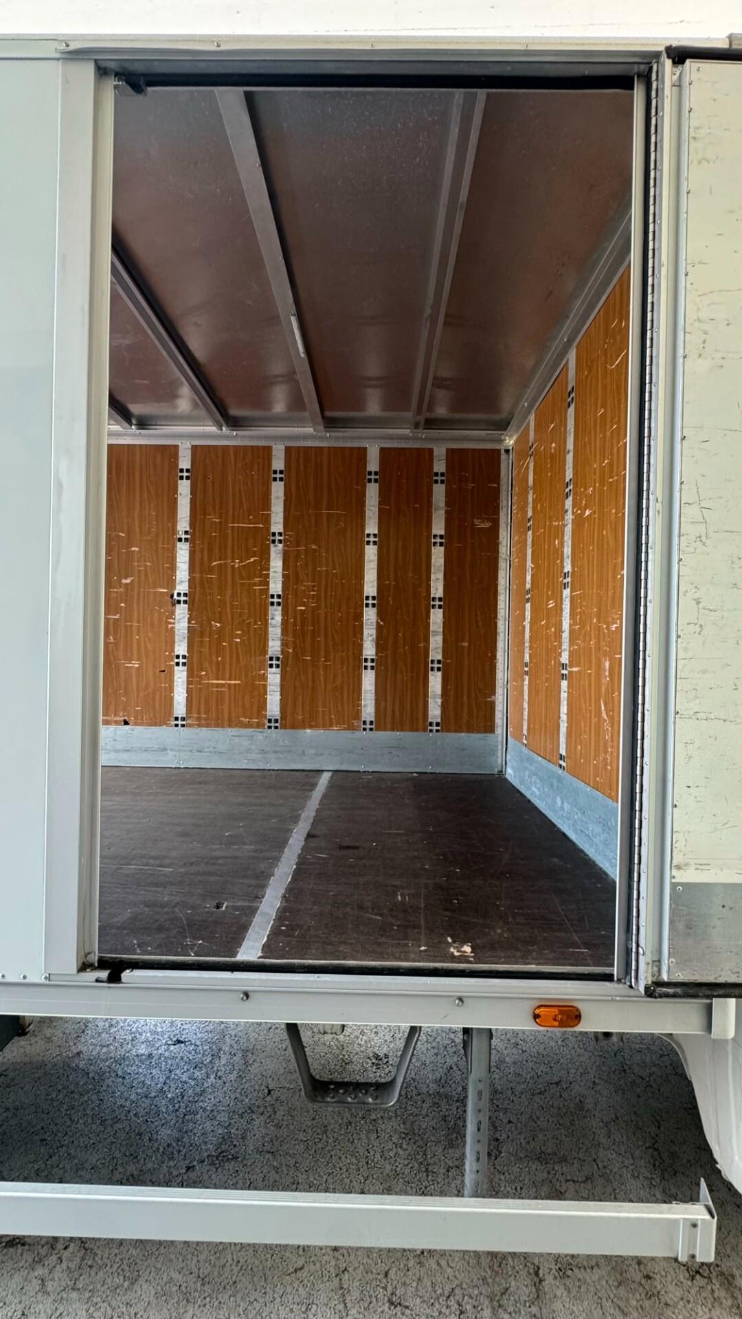 Volkswagen Crafter 35 2.0TDI SPONDA PALFINGER