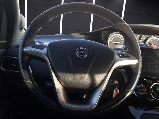 LANCIA Ypsilon 1.0 FireFly 5 porte S&S Hybrid Alberta Ferretti