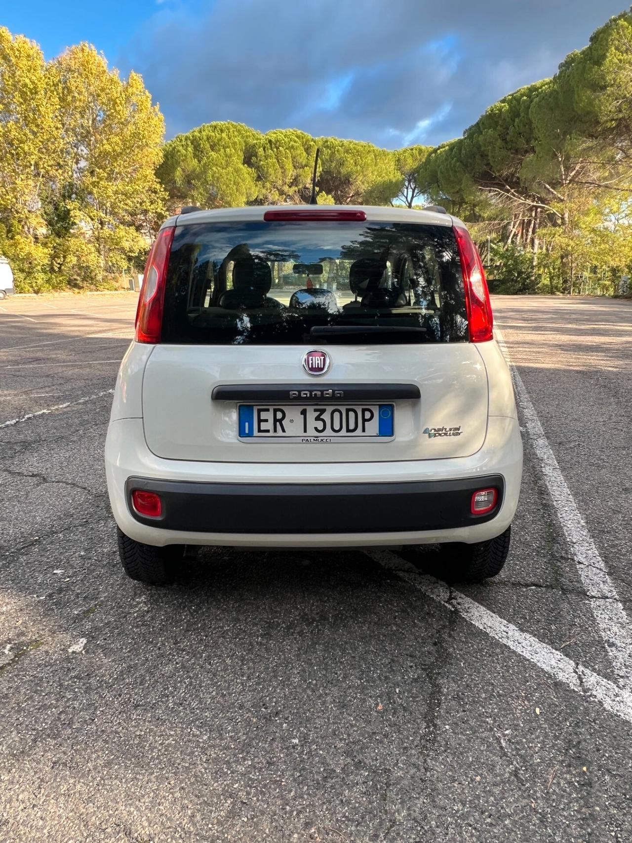 ADATTA PER NEOPATENTATI Fiat Panda 0.9 TwinAir Turbo Natural Power Lounge
