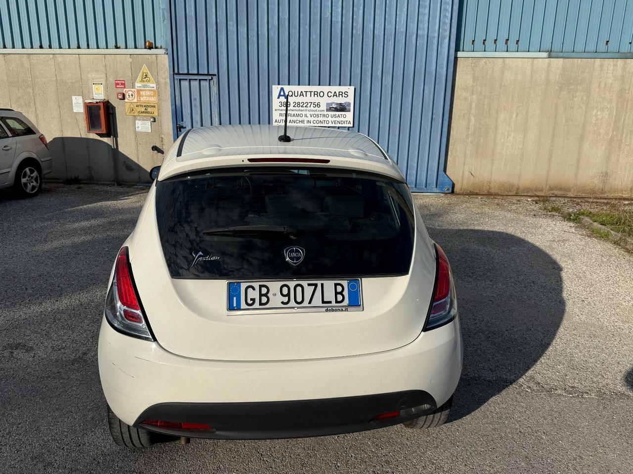 Lancia Ypsilon 1.2 69 CV 5 porte S&S Platinum