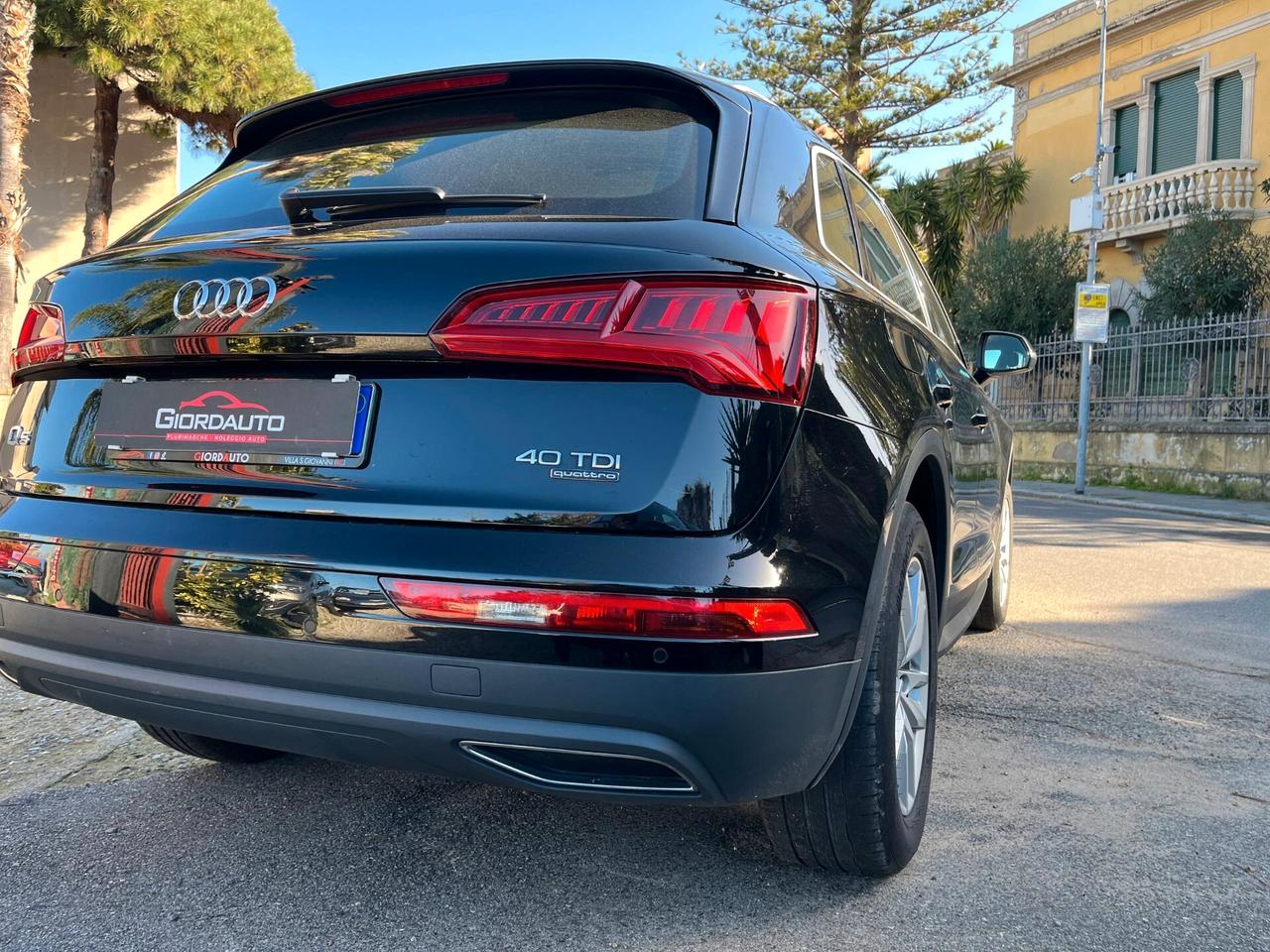 Audi Q5 2.0 TDI 190 CV quattro S tronic Business Design