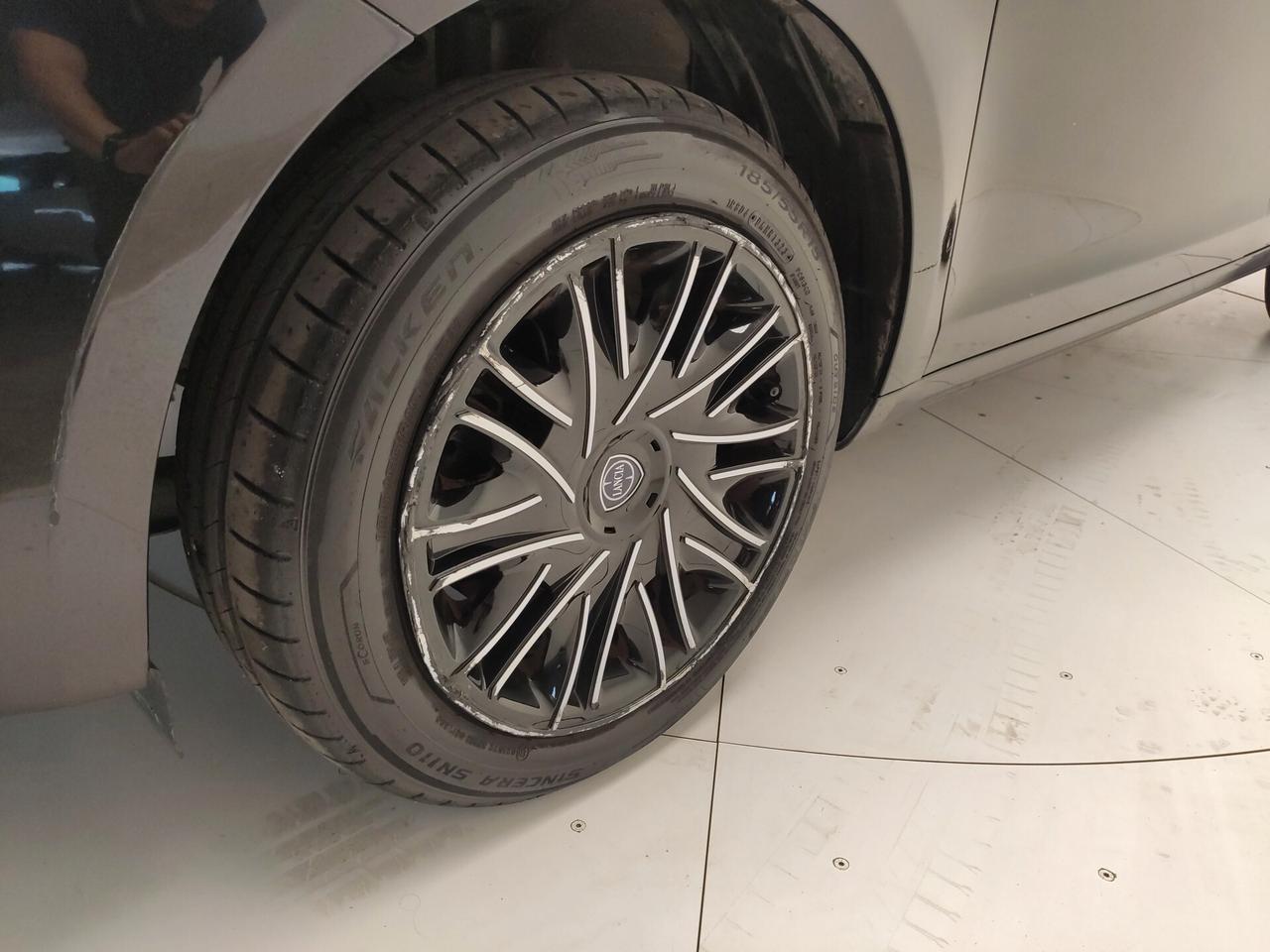 Lancia Ypsilon 1.2 69 CV 5 porte S&S Elefantino Blu