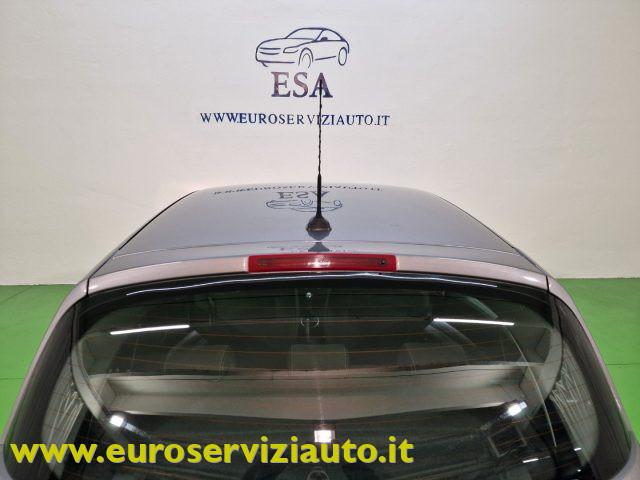 RENAULT Clio 1.2 16V 5 porte GPL Dynamique