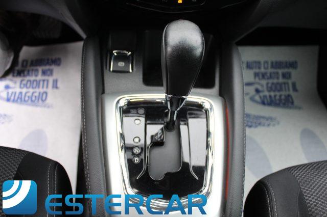 NISSAN Qashqai 1.2 DIG-T aut N-Connecta