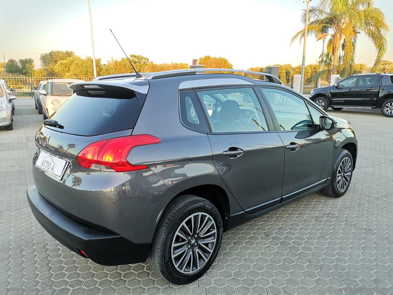 PEUGEOT 2008 BlueHDi 100 Allure