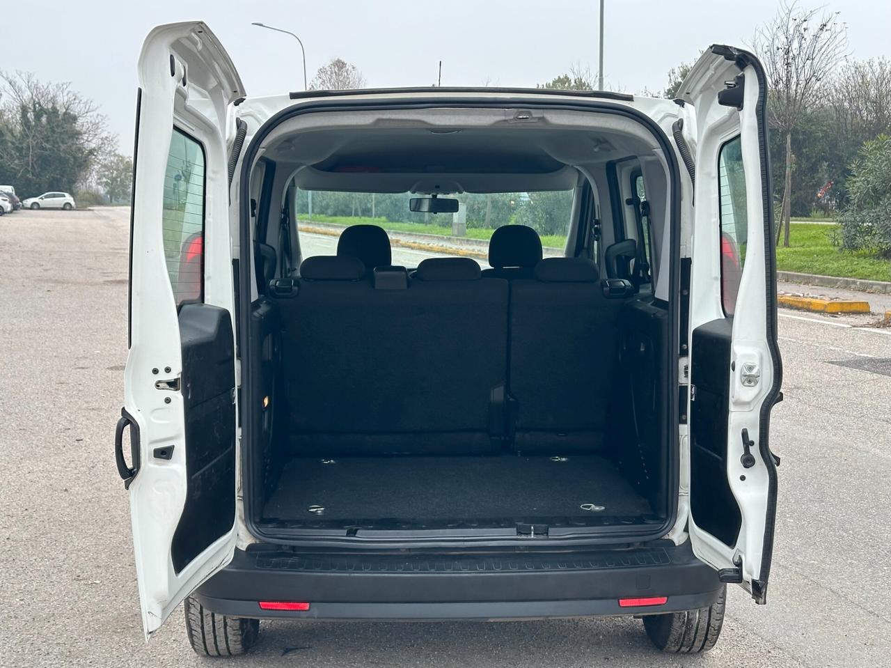 Fiat Doblo AUTOCARRO 5 POSTI 1.3 Mijet 95CV