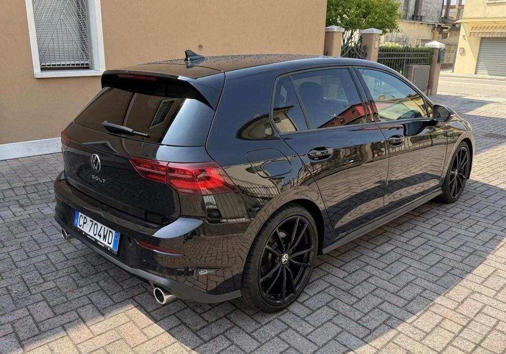 Volkswagen Golf 2.0 TDI DSG GTD 200Cv